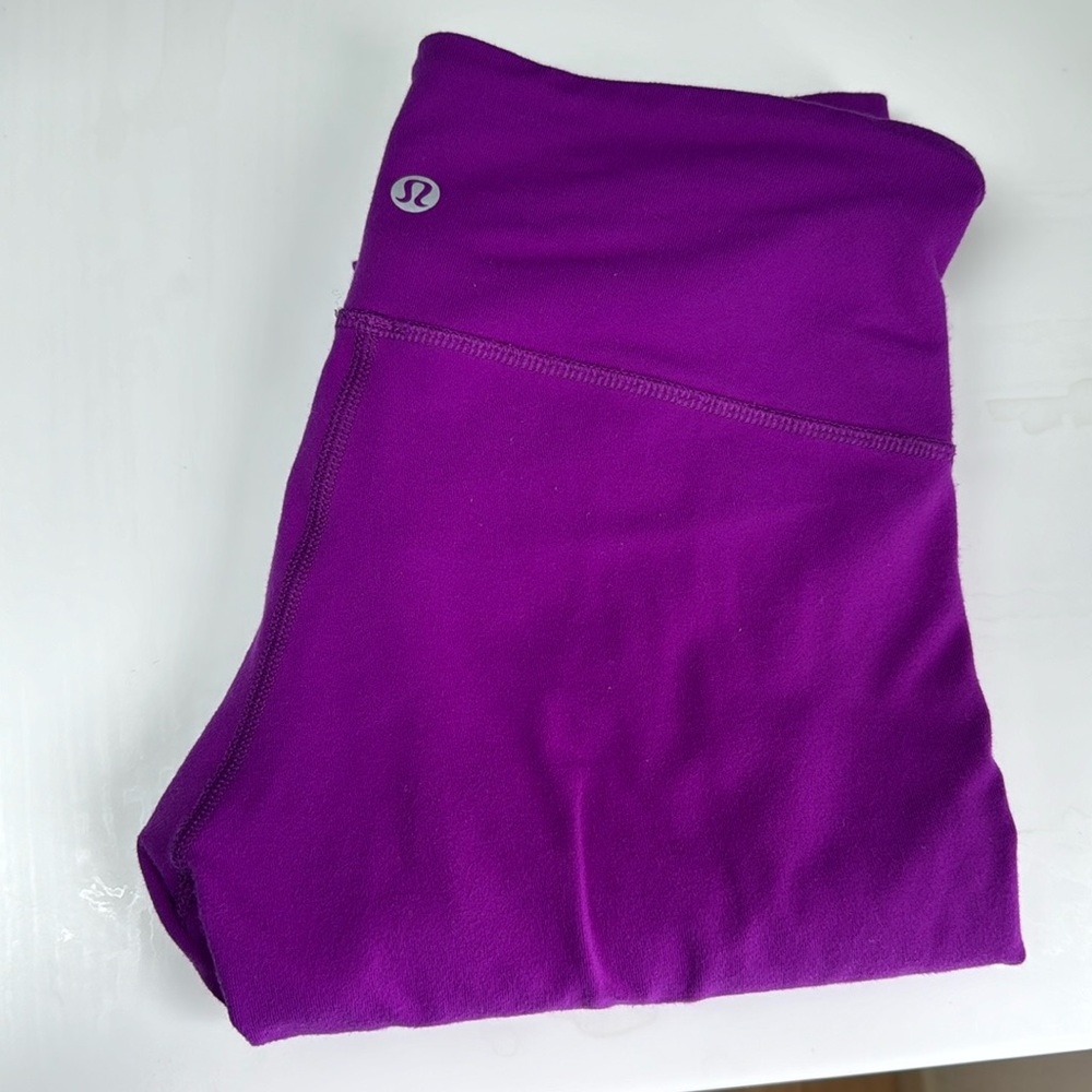 Lululemon size 4 purple leggings